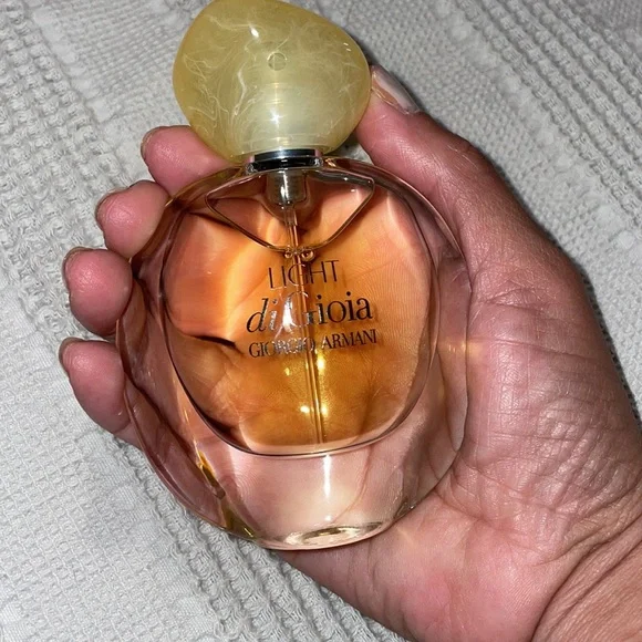 Giorgio Armani 1 full Oz of light di Gioia de parfum - Picture 4 of 6